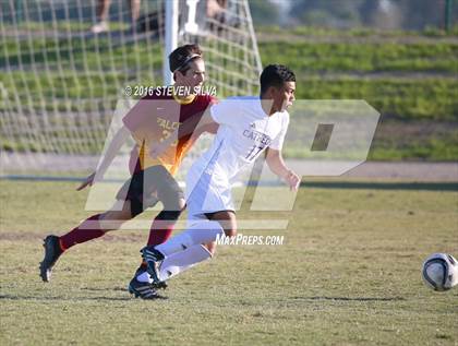 Thumbnail 2 in Cathedral vs. Torrey Pines (22nd Annual SoCal Soccer Classic) photogallery.