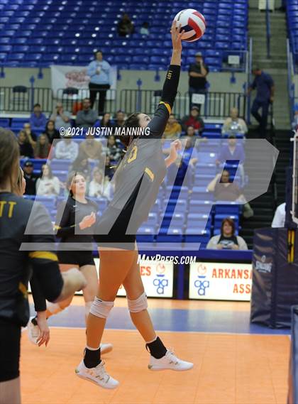 Thumbnail 3 in Hackett vs. Paris (AAA 3A Final) photogallery.