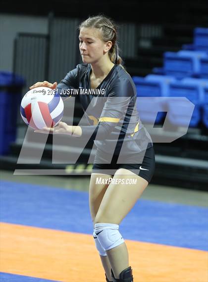 Thumbnail 3 in Hackett vs. Paris (AAA 3A Final) photogallery.
