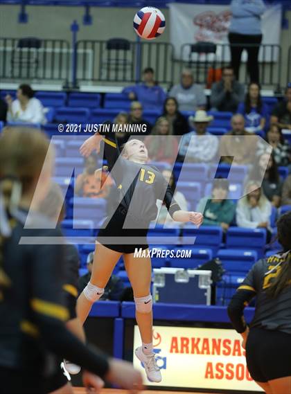 Thumbnail 2 in Hackett vs. Paris (AAA 3A Final) photogallery.
