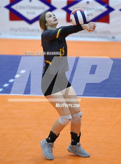 Thumbnail 2 in Hackett vs. Paris (AAA 3A Final) photogallery.