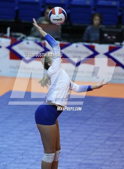 Thumbnail 1 in Hackett vs. Paris (AAA 3A Final) photogallery.