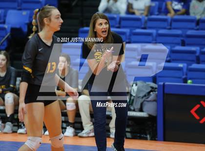 Thumbnail 2 in Hackett vs. Paris (AAA 3A Final) photogallery.