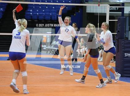 Thumbnail 1 in Hackett vs. Paris (AAA 3A Final) photogallery.