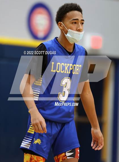 Thumbnail 1 in Lockport @ Kenmore East photogallery.