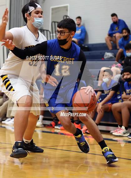 Thumbnail 1 in Lockport @ Kenmore East photogallery.
