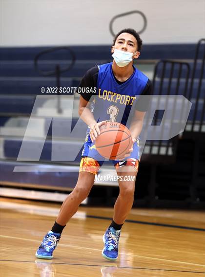 Thumbnail 2 in Lockport @ Kenmore East photogallery.