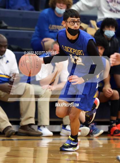 Thumbnail 2 in Lockport @ Kenmore East photogallery.