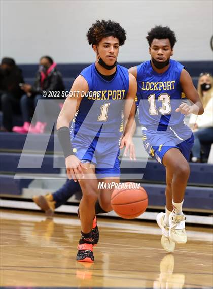 Thumbnail 3 in Lockport @ Kenmore East photogallery.