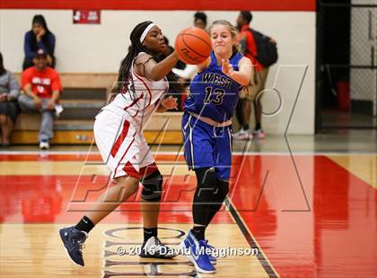 Thumbnail 2 in Plano West @ Cedar Hill photogallery.