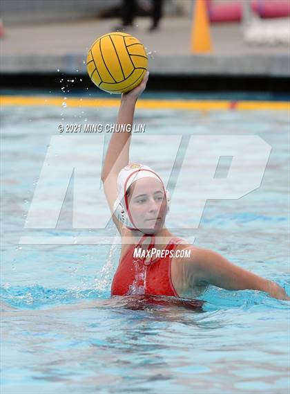 Thumbnail 3 in Newport Harbor vs. Mater Dei (Bill Barnett Holiday Cup) photogallery.