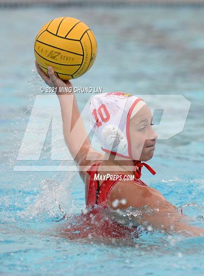 Thumbnail 3 in Newport Harbor vs. Mater Dei (Bill Barnett Holiday Cup) photogallery.