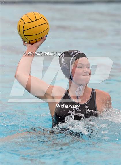 Thumbnail 2 in Newport Harbor vs. Mater Dei (Bill Barnett Holiday Cup) photogallery.