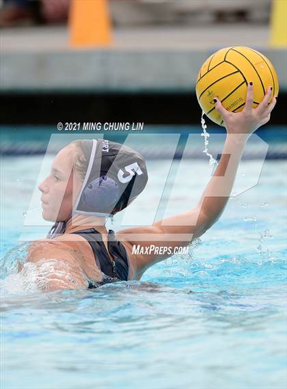 Thumbnail 3 in Newport Harbor vs. Mater Dei (Bill Barnett Holiday Cup) photogallery.