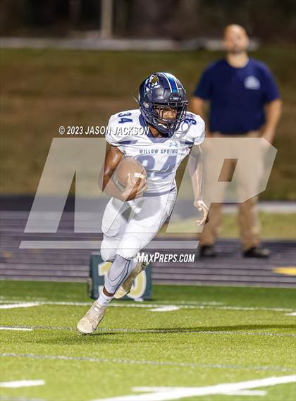 Thumbnail 2 in Pinecrest vs Willow Spring (Moore County Kickoff Classic) photogallery.