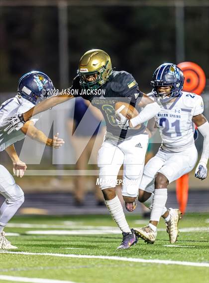 Thumbnail 3 in Pinecrest vs Willow Spring (Moore County Kickoff Classic) photogallery.