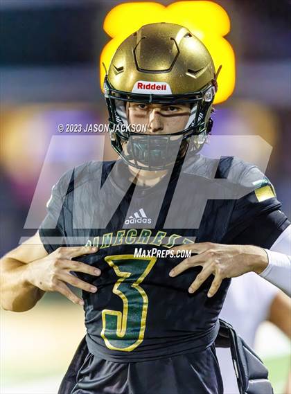 Thumbnail 2 in Pinecrest vs Willow Spring (Moore County Kickoff Classic) photogallery.