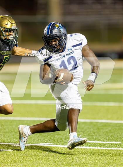 Thumbnail 2 in Pinecrest vs Willow Spring (Moore County Kickoff Classic) photogallery.