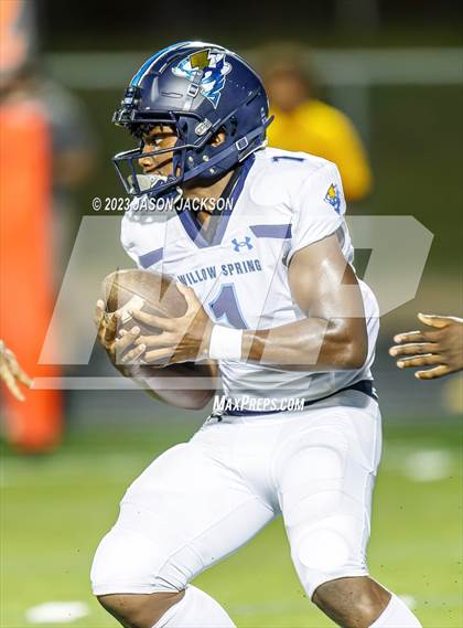 Thumbnail 3 in Pinecrest vs Willow Spring (Moore County Kickoff Classic) photogallery.