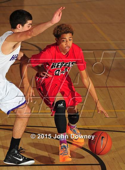 Thumbnail 2 in Miller @ Hoover (MaxPreps Holiday Classic) photogallery.