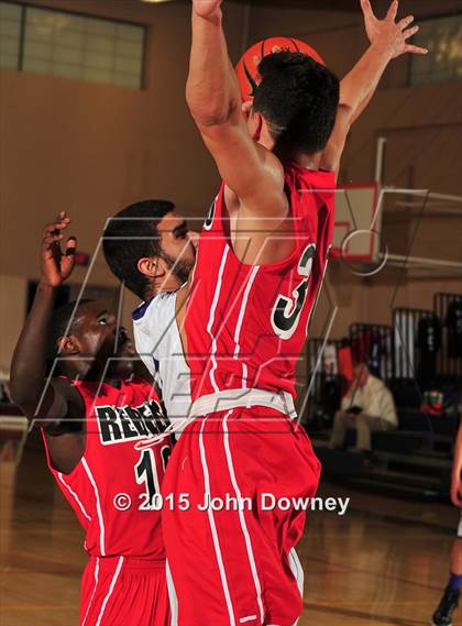 Thumbnail 2 in Miller @ Hoover (MaxPreps Holiday Classic) photogallery.