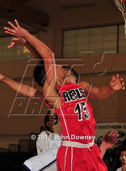 Thumbnail 2 in Miller @ Hoover (MaxPreps Holiday Classic) photogallery.
