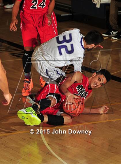 Thumbnail 3 in Miller @ Hoover (MaxPreps Holiday Classic) photogallery.