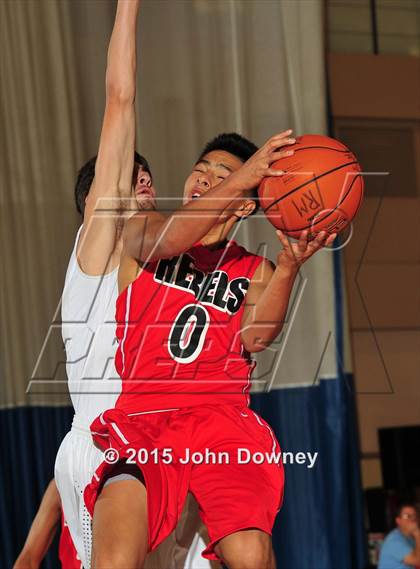 Thumbnail 1 in Miller @ Hoover (MaxPreps Holiday Classic) photogallery.