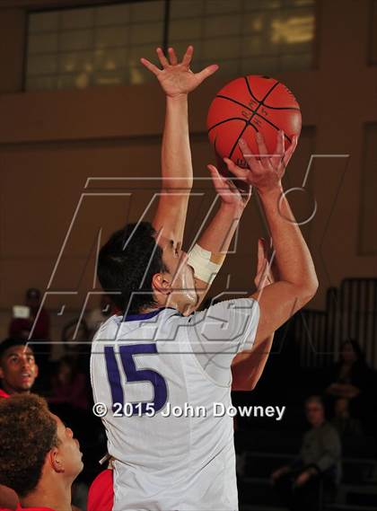 Thumbnail 2 in Miller @ Hoover (MaxPreps Holiday Classic) photogallery.