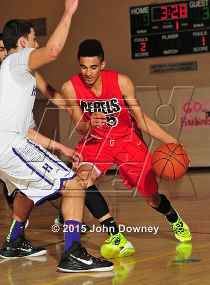 Thumbnail 3 in Miller @ Hoover (MaxPreps Holiday Classic) photogallery.