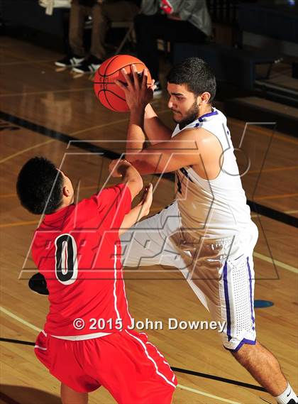 Thumbnail 2 in Miller @ Hoover (MaxPreps Holiday Classic) photogallery.