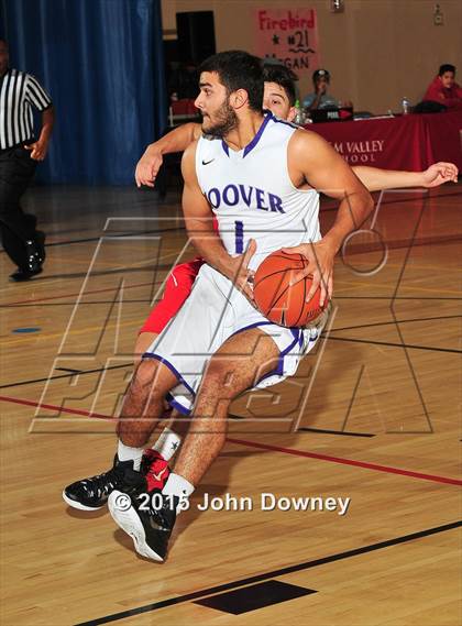 Thumbnail 3 in Miller @ Hoover (MaxPreps Holiday Classic) photogallery.
