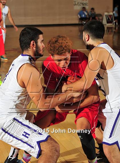 Thumbnail 2 in Miller @ Hoover (MaxPreps Holiday Classic) photogallery.