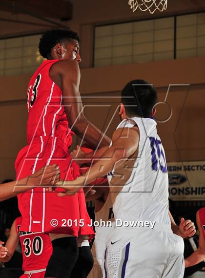 Thumbnail 3 in Miller @ Hoover (MaxPreps Holiday Classic) photogallery.