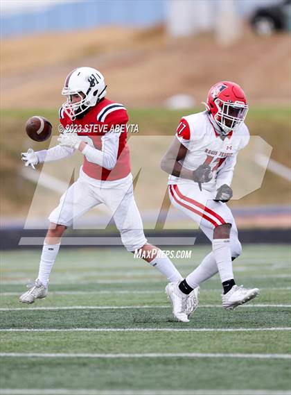 Thumbnail 3 in Regis Jesuit @ Chaparral photogallery.