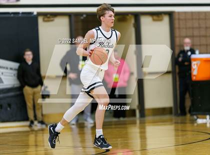 Thumbnail 1 in Columbus @ Lincoln Northeast photogallery.