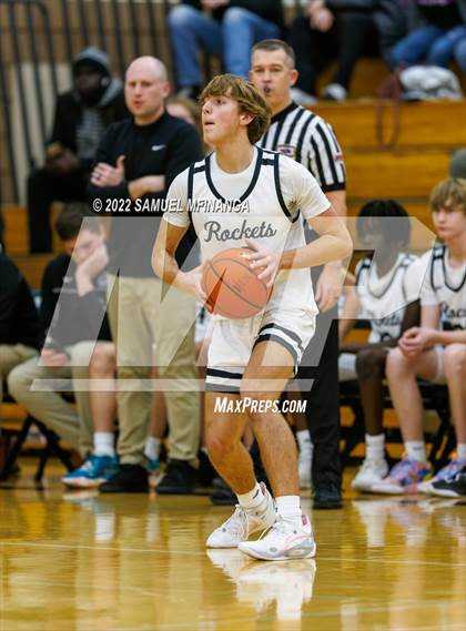 Thumbnail 2 in Columbus @ Lincoln Northeast photogallery.