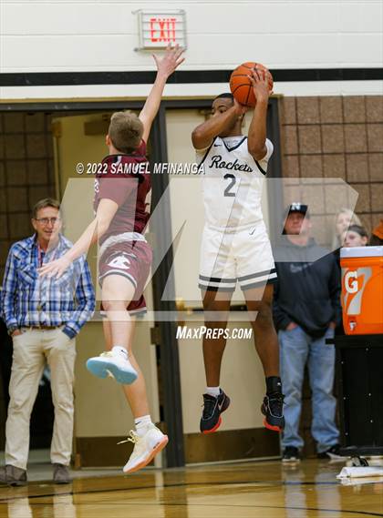 Thumbnail 2 in Columbus @ Lincoln Northeast photogallery.