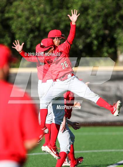 Thumbnail 1 in Harvard-Westlake @ St. Francis photogallery.