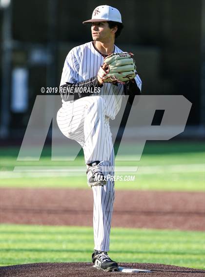 Thumbnail 3 in Harvard-Westlake @ St. Francis photogallery.