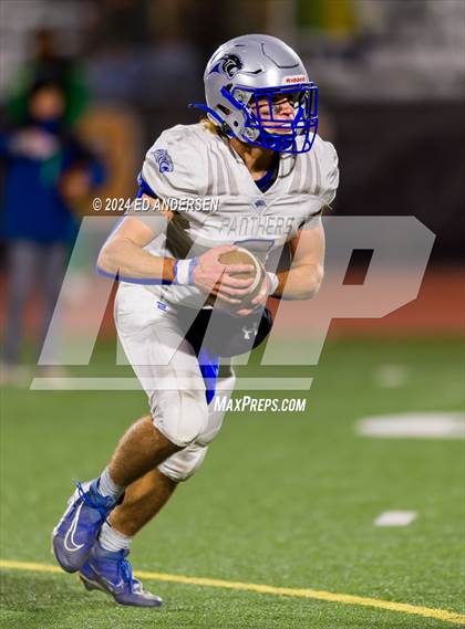 Thumbnail 2 in Eureka vs. Pahranagat Valley (NIAA 1A Semifinal) photogallery.