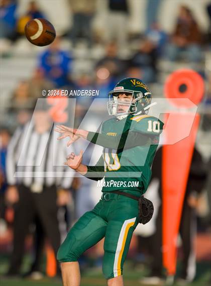 Thumbnail 1 in Eureka vs. Pahranagat Valley (NIAA 1A Semifinal) photogallery.