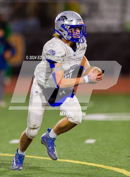 Thumbnail 3 in Eureka vs. Pahranagat Valley (NIAA 1A Semifinal) photogallery.