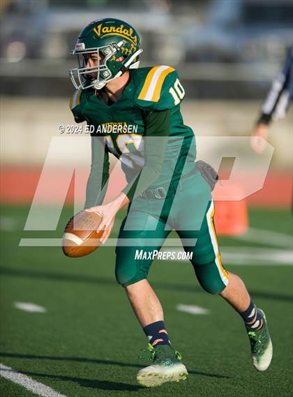 Thumbnail 3 in Eureka vs. Pahranagat Valley (NIAA 1A Semifinal) photogallery.