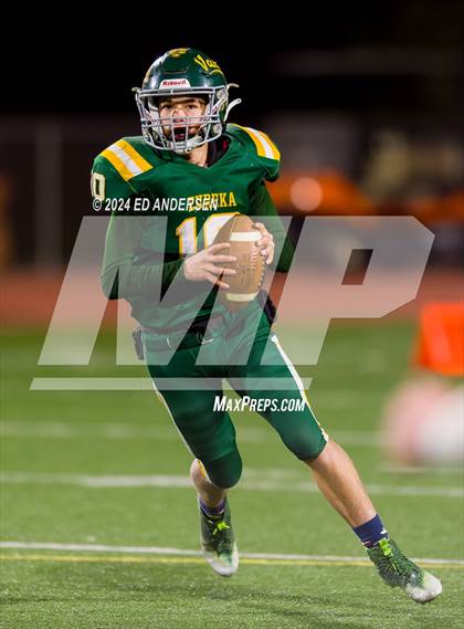 Thumbnail 3 in Eureka vs. Pahranagat Valley (NIAA 1A Semifinal) photogallery.