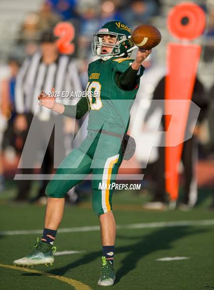 Thumbnail 3 in Eureka vs. Pahranagat Valley (NIAA 1A Semifinal) photogallery.