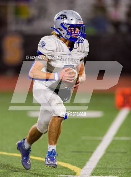 Thumbnail 1 in Eureka vs. Pahranagat Valley (NIAA 1A Semifinal) photogallery.