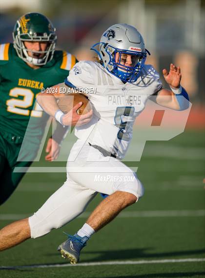 Thumbnail 3 in Eureka vs. Pahranagat Valley (NIAA 1A Semifinal) photogallery.