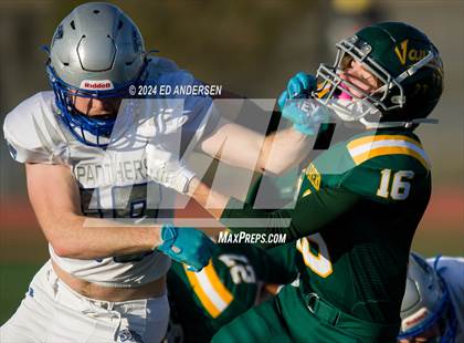 Thumbnail 2 in Eureka vs. Pahranagat Valley (NIAA 1A Semifinal) photogallery.