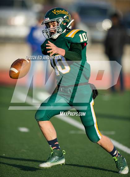 Thumbnail 2 in Eureka vs. Pahranagat Valley (NIAA 1A Semifinal) photogallery.